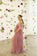 Maternity photo by Anastasiia