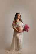 Maternity photo by Anastasiia